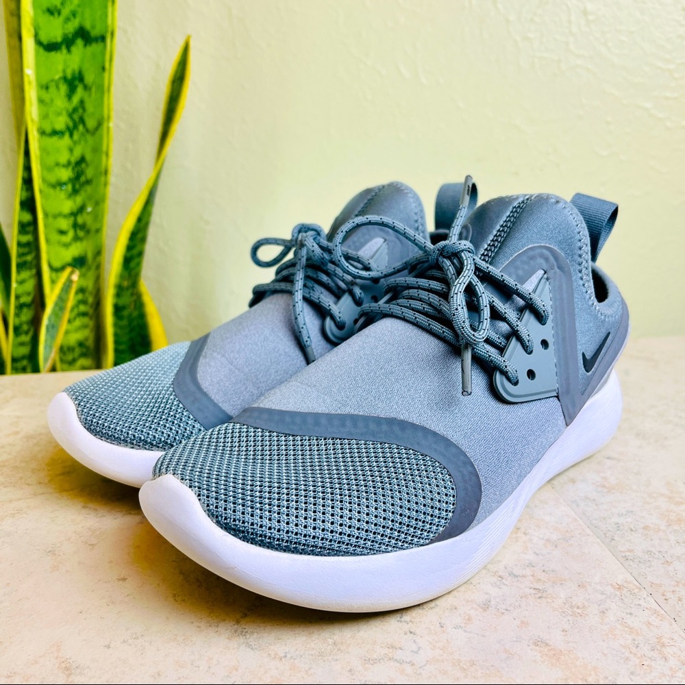 NIKE Lunarcharge Essential Running Tennis Shoes Sneakers Wolf Grey Sz 8